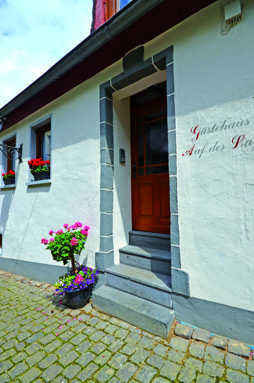 Hotel Gastehaus Auf Der Lay Beilstein  Room photo